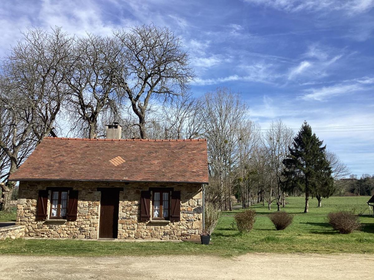 La Maisonnette Des Champs Pierre-Buffière Εξωτερικό φωτογραφία