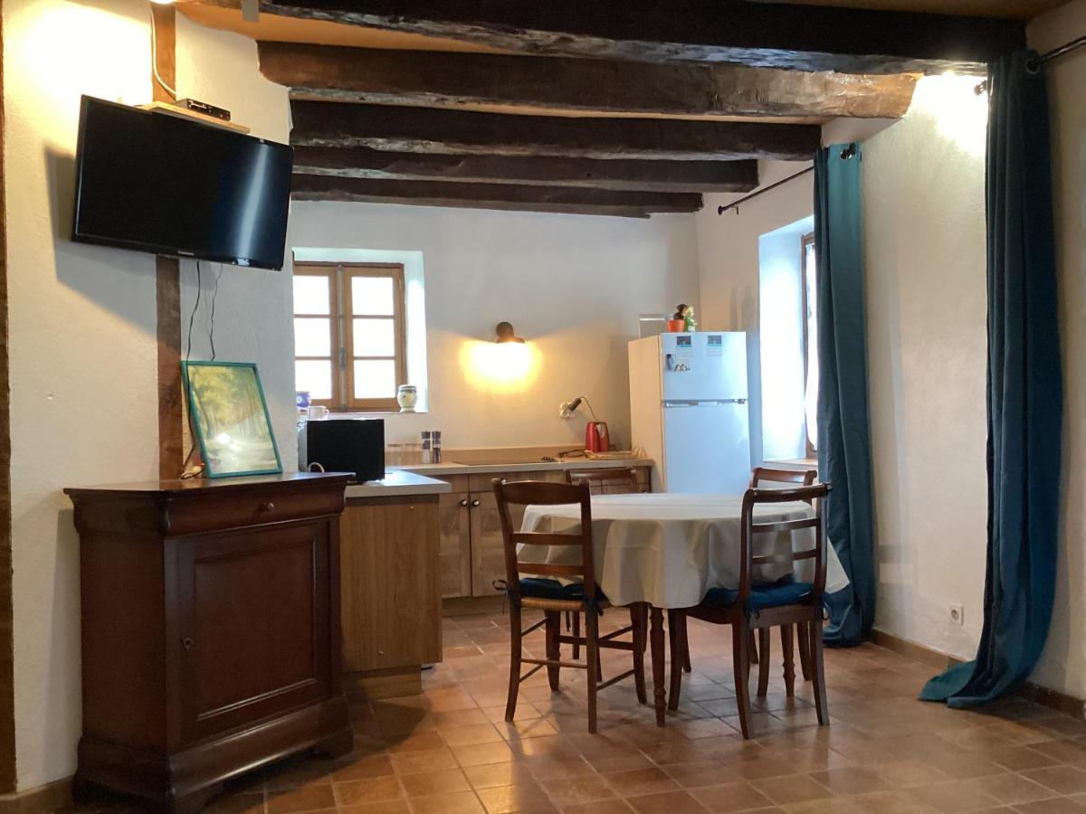 La Maisonnette Des Champs Pierre-Buffière Εξωτερικό φωτογραφία